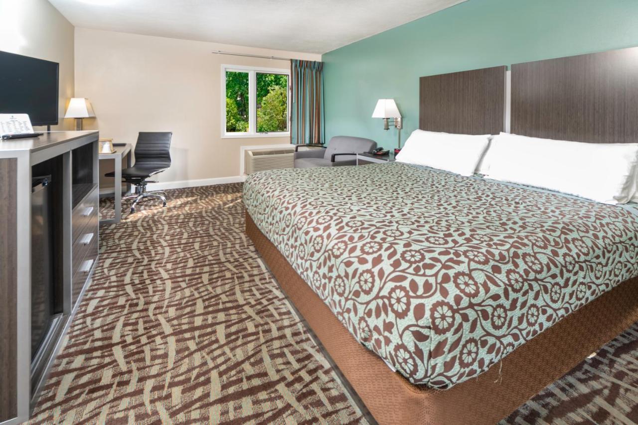 Bridgepointe Inn & Suites By Bphotels, Council Bluffs, Omaha Area Extérieur photo